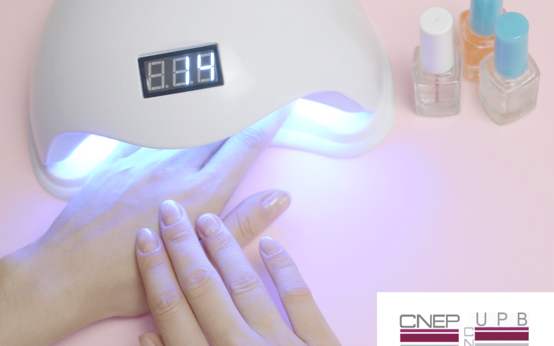 LAMPES LED:UV ONGLES